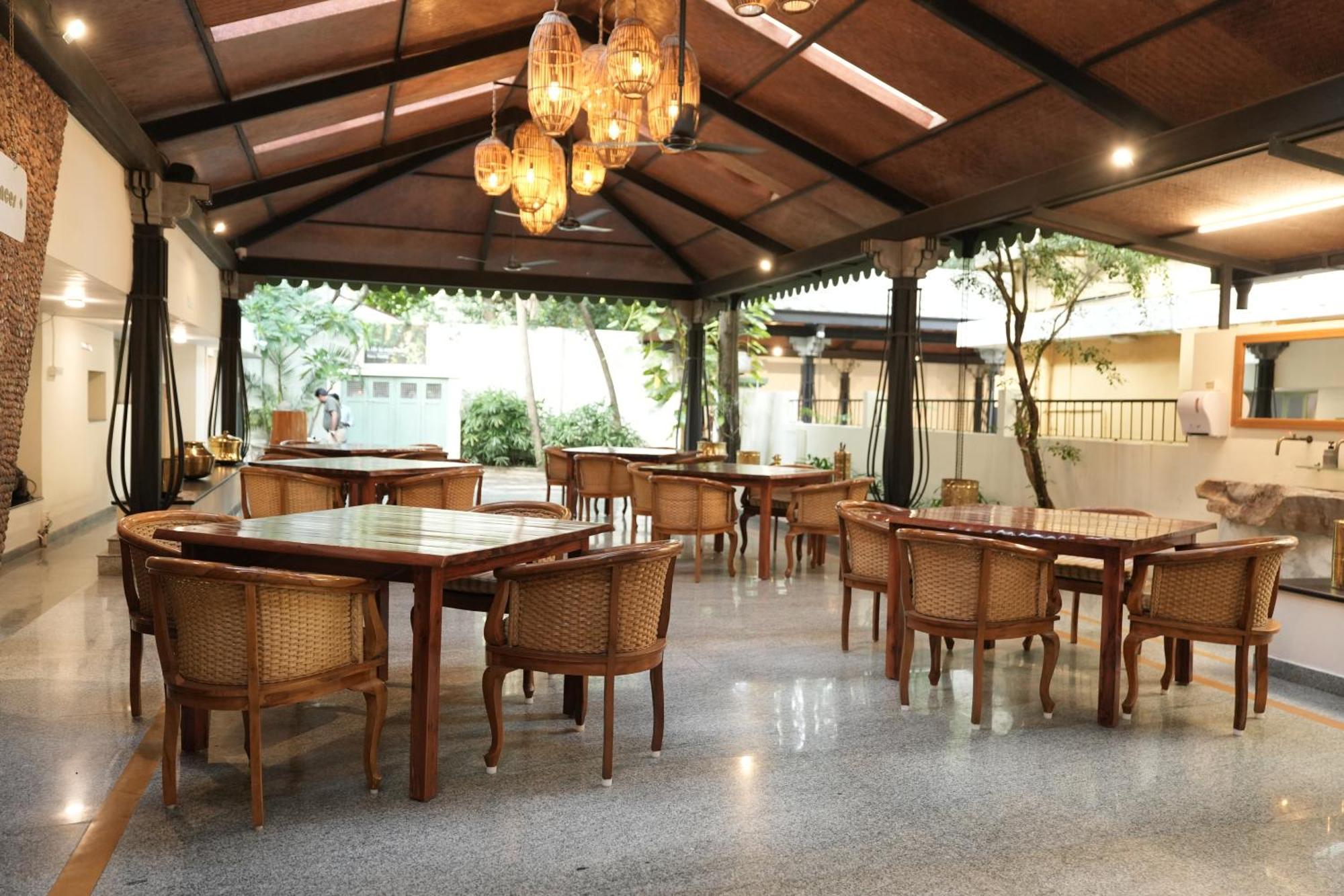 Hanu Reddy Residences Poes Garden Chennai Exterior photo