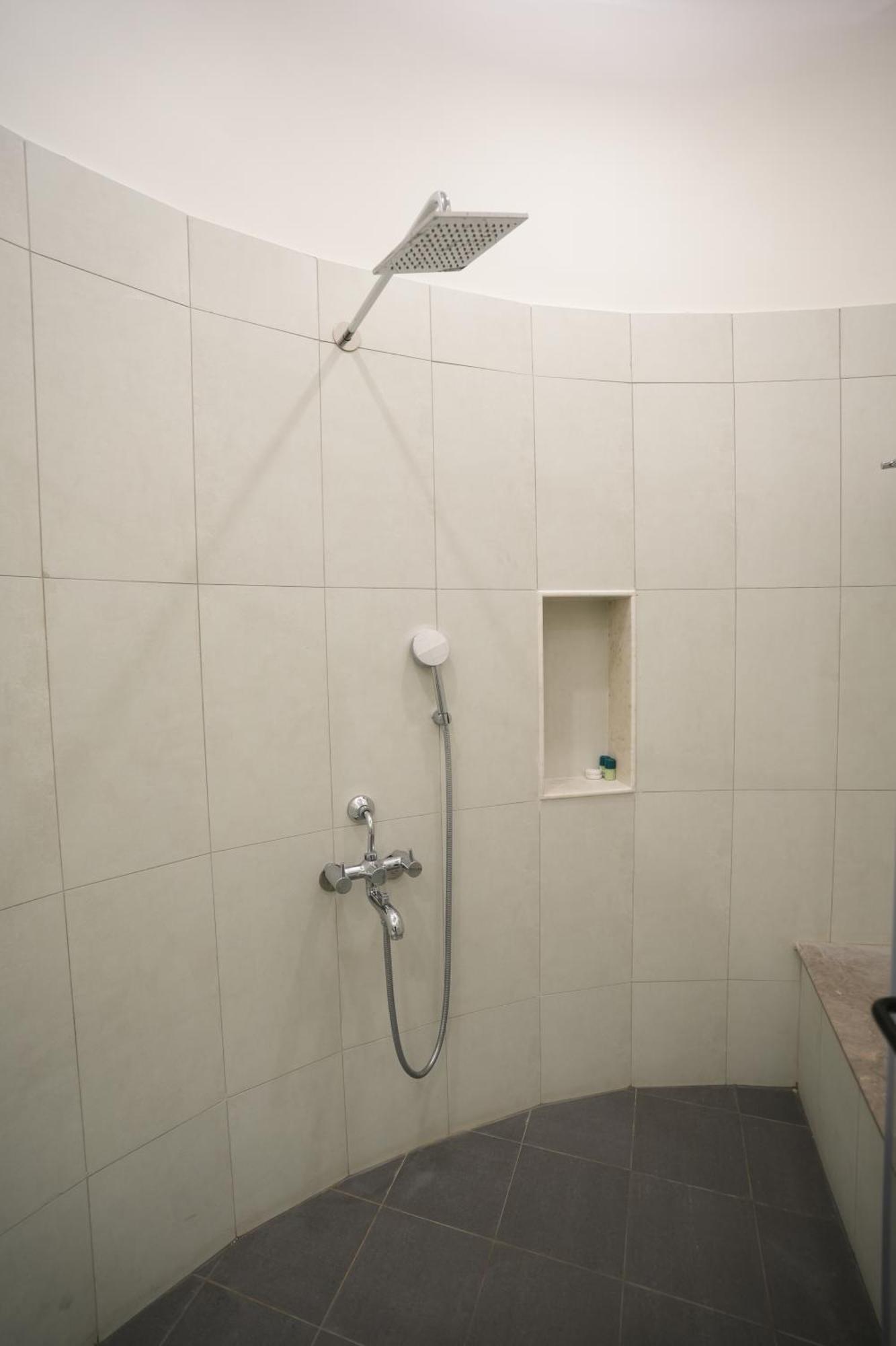 Hanu Reddy Residences Poes Garden Chennai Exterior photo