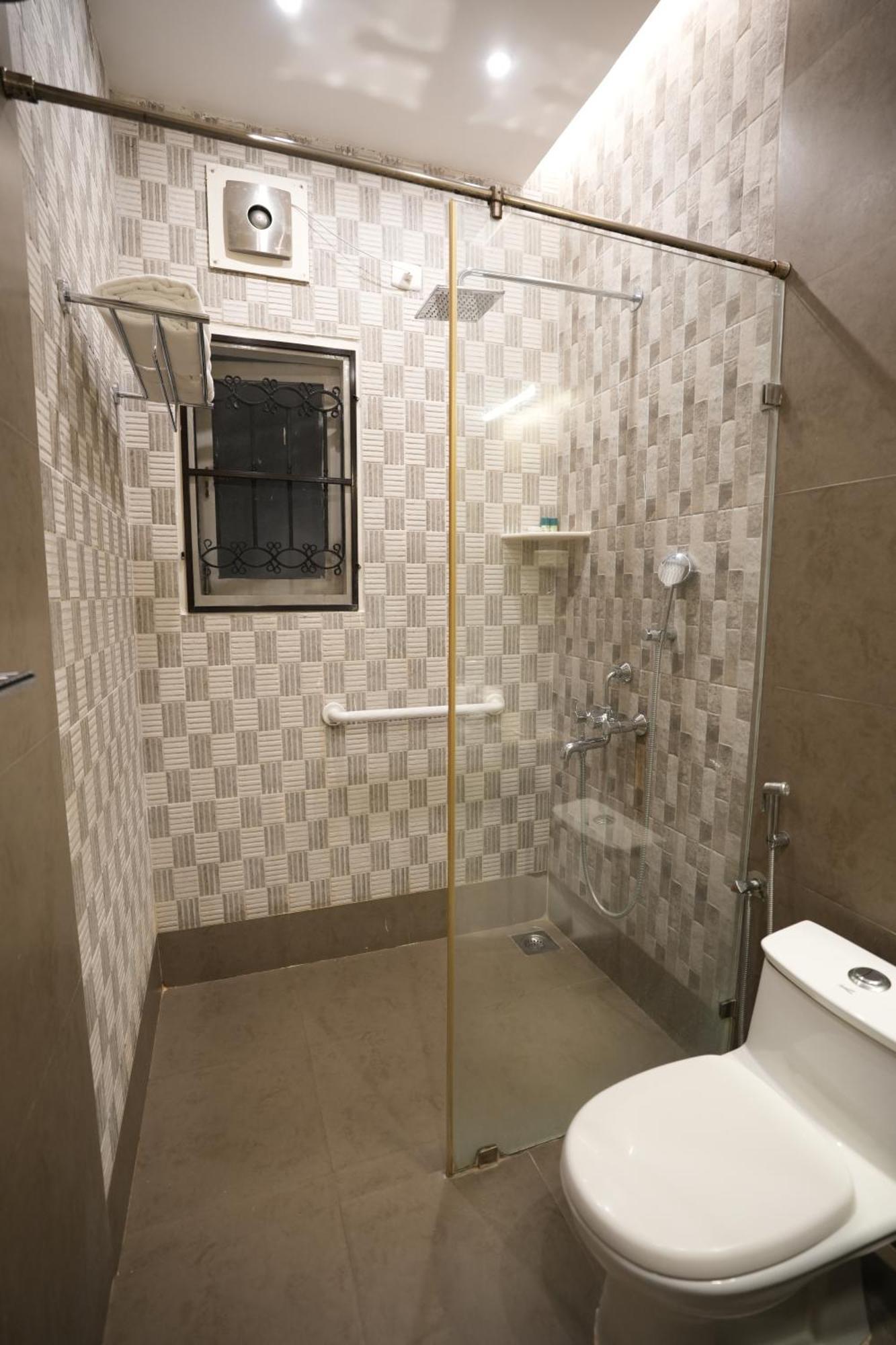 Hanu Reddy Residences Poes Garden Chennai Exterior photo