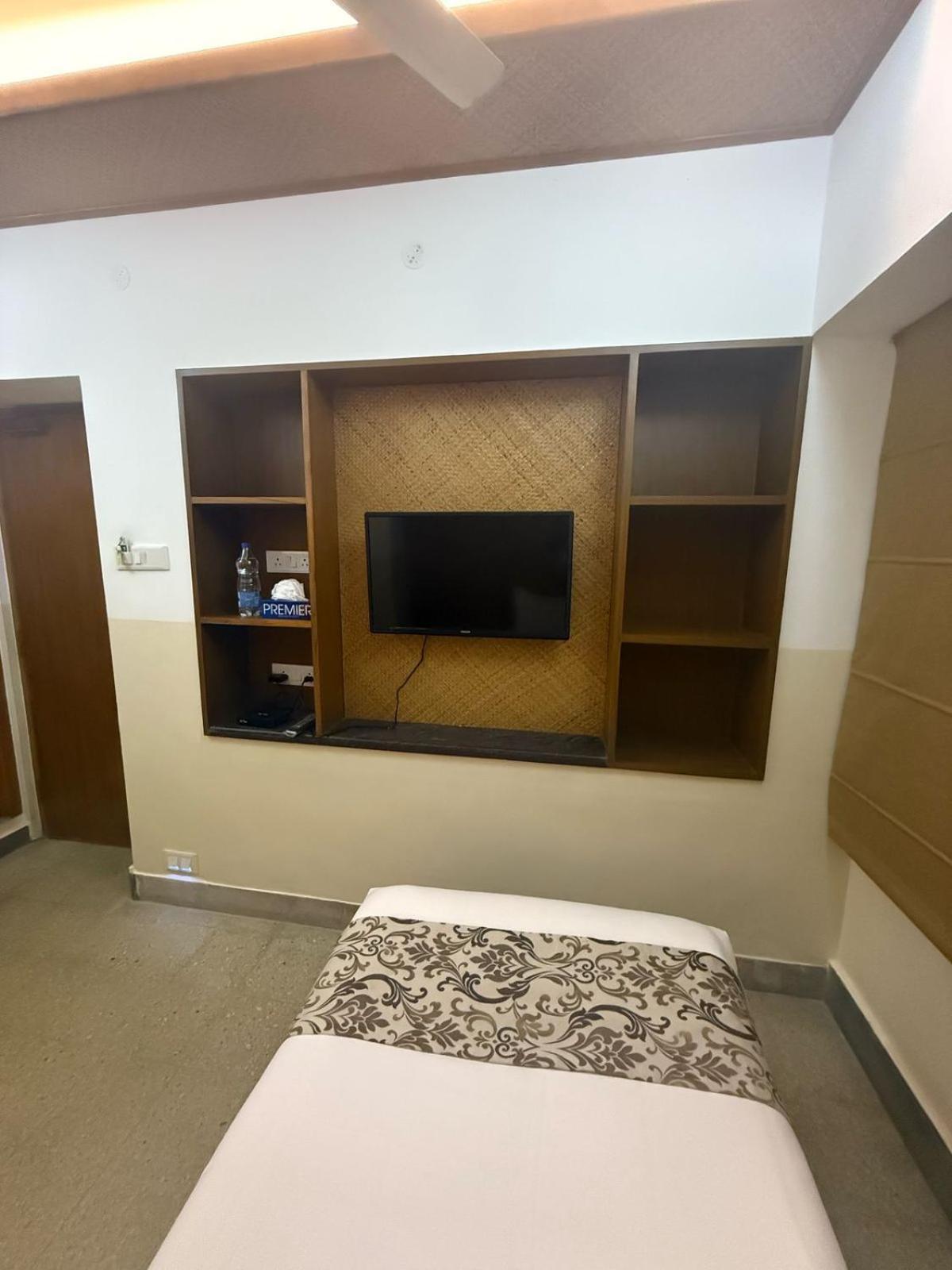 Hanu Reddy Residences Poes Garden Chennai Exterior photo